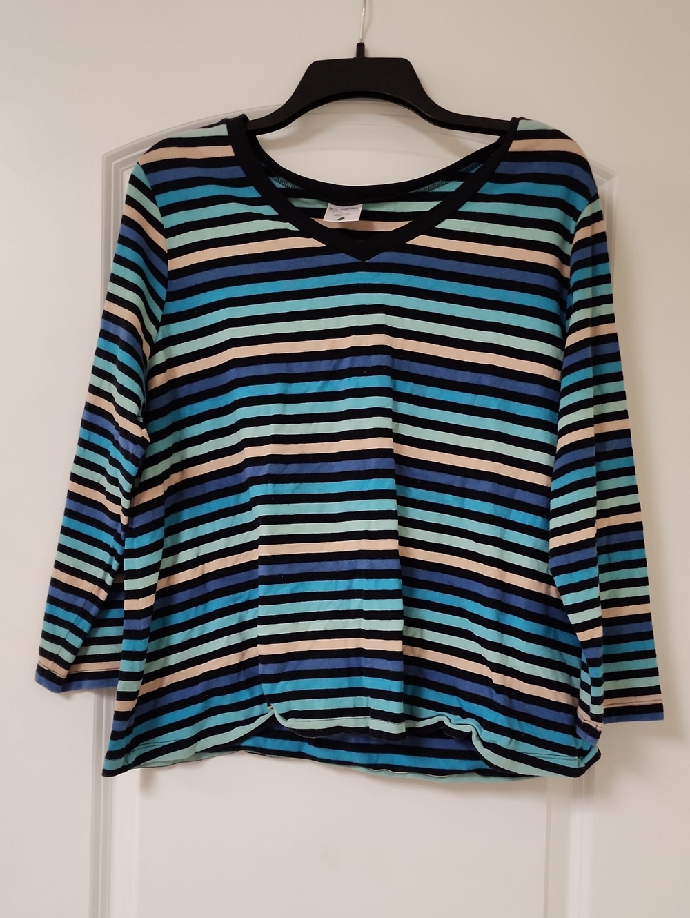Motherhood Maternity Striped V-Neck Long Sleeve Top Size XL Excellent Used Cond